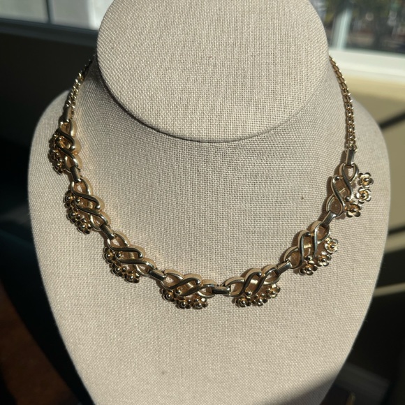 Signed Lustern Gold Tone Plated Silver Necklace - Picture 5 of 5